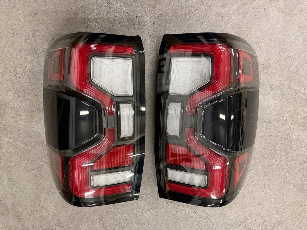 Rear/tail lights set