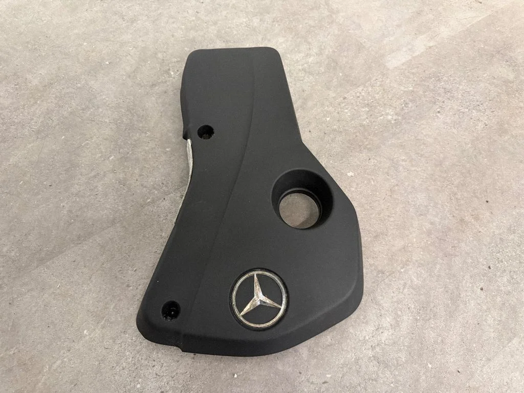 Engine cover (trim) – Mercedes-Benz Vito Viano W447 (2014-)