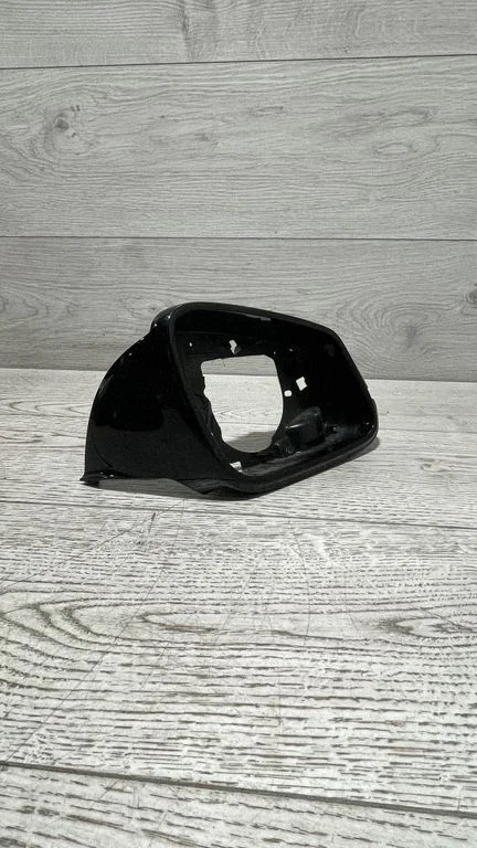 Plastic wing mirror trim cover – BMW 3 Series F30 F35 F31 (2012-2018)