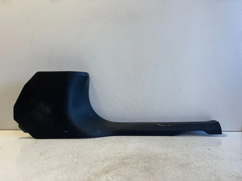 Priekšējā sliekšņa apdare (iekšējā) A2146803600