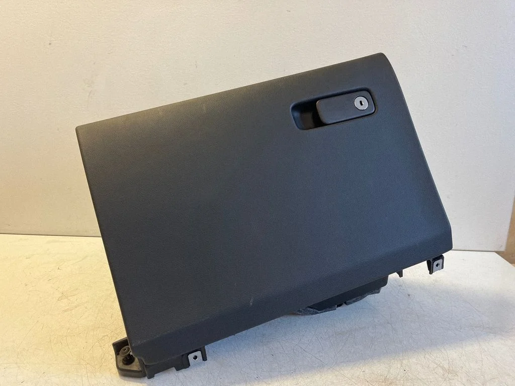 Glove box set A2146800501