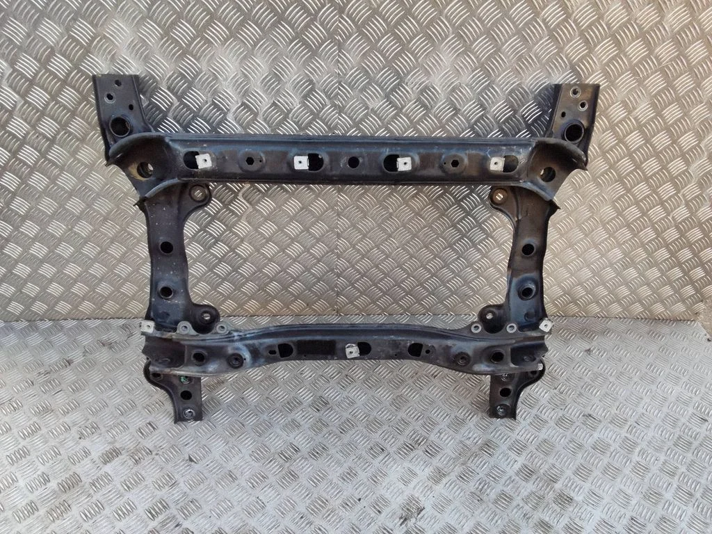 Front subframe – Mercedes-Benz E-Class W214 (2024-)