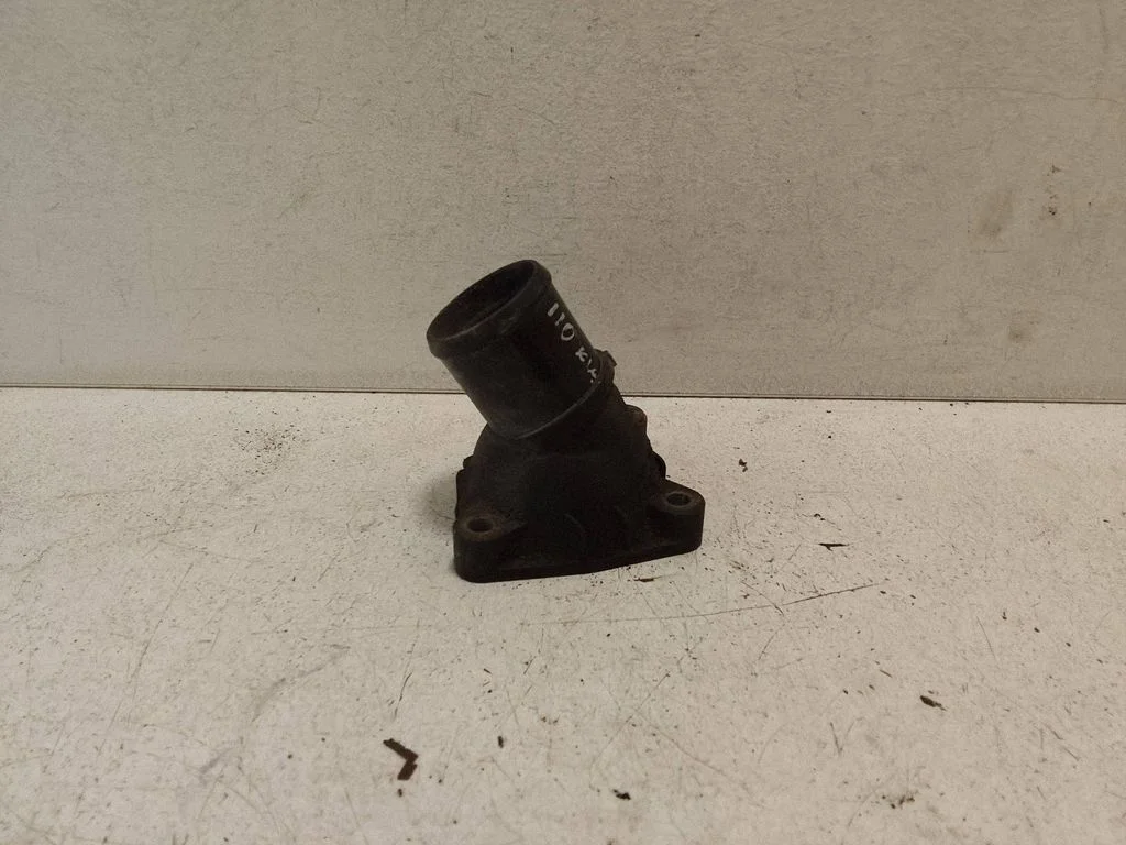 Thermostat housing – Toyota Avensis T250 (2003-2006)