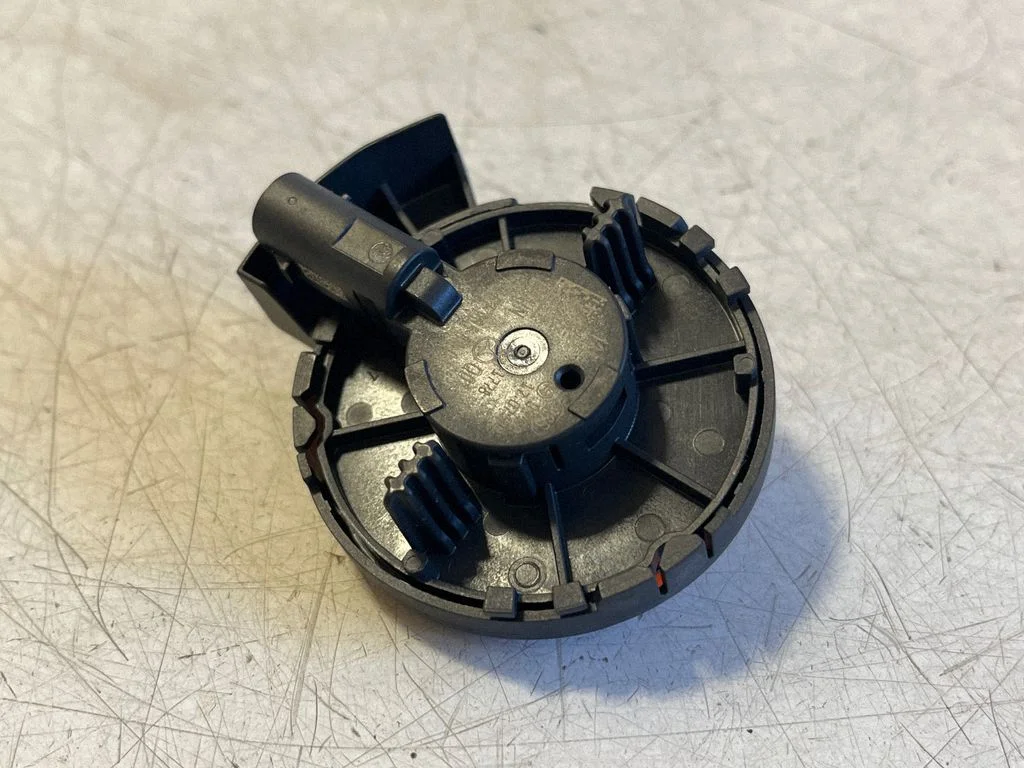 Drošības spilvenu trieciena sensors A1679058404