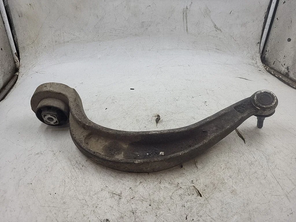 Front lower control arm/wishbone – front left
