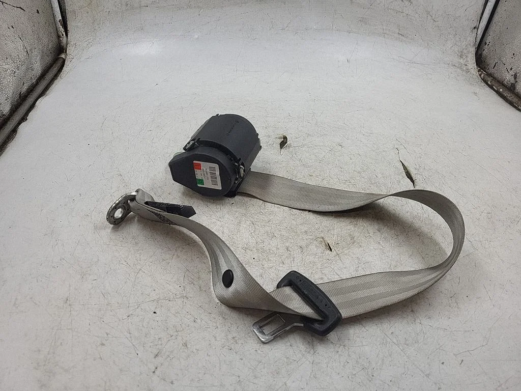 Rear seatbelt 8T0857805C