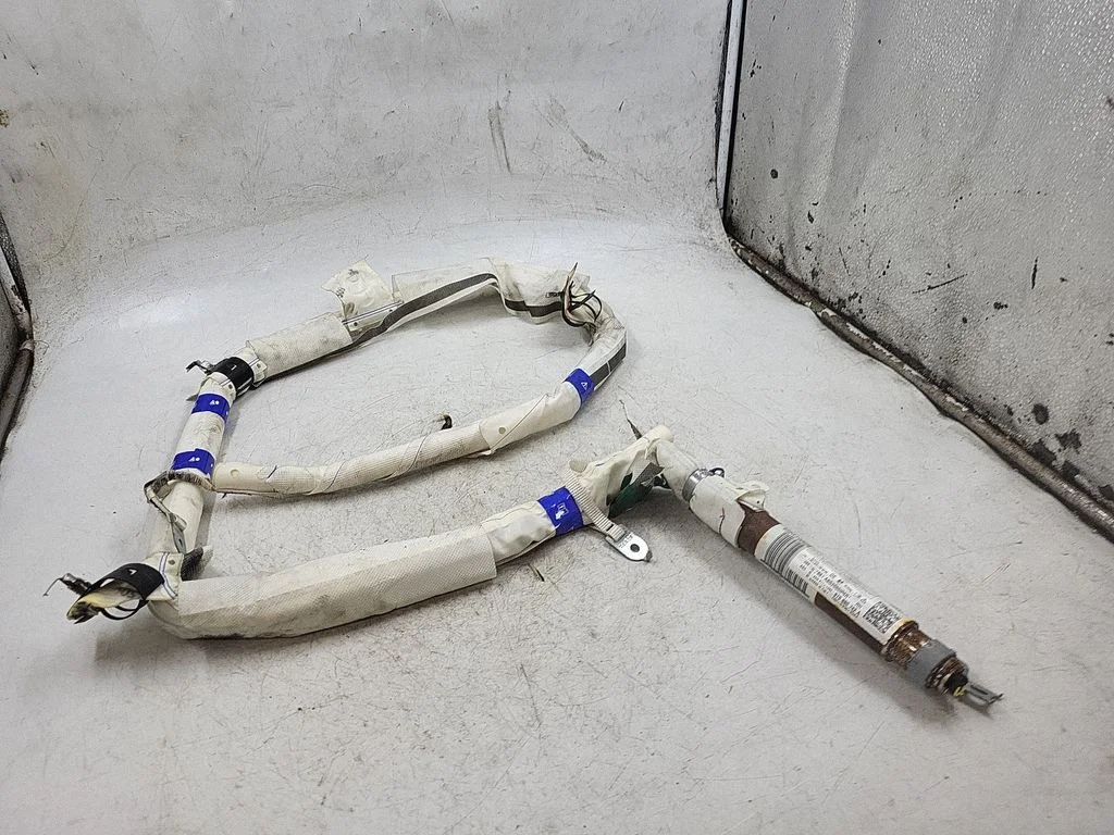 Roof airbag 8T0880742A