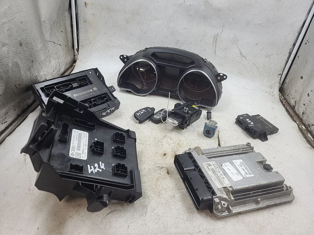 Käivituskomplekt (ECU ja lukukomplekt) – Audi A5 8T 8F (2007-2016)