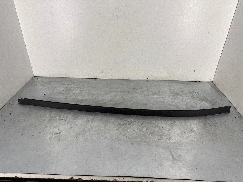Roof trim bar molding cover LJ6BS50463AEW