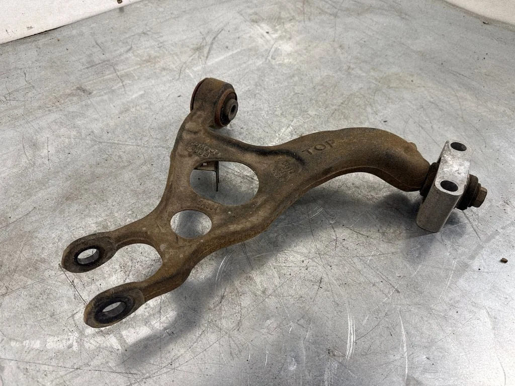 Rear upper control arm/wishbone T208B