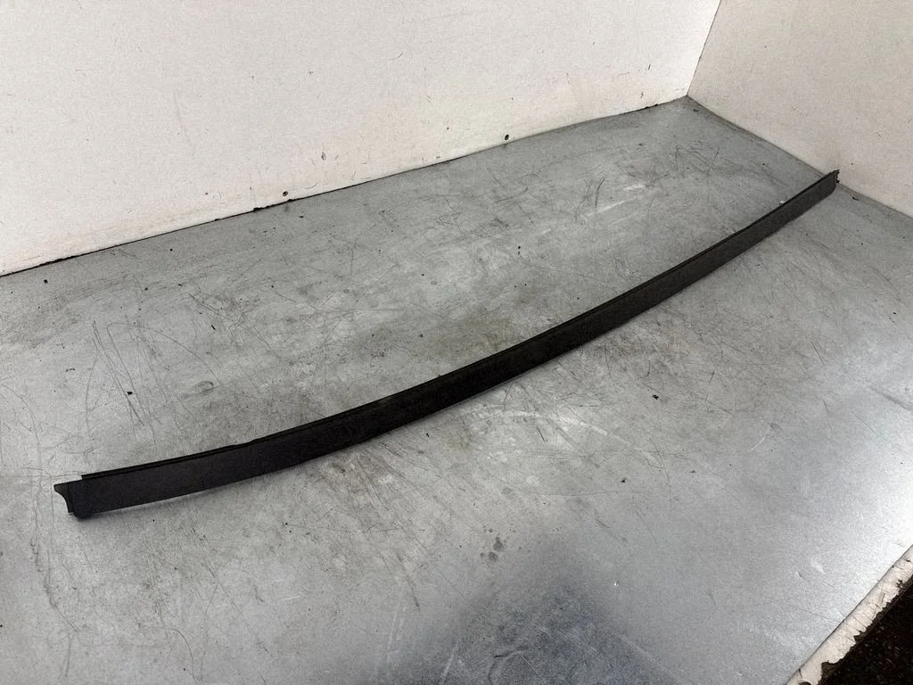Roof trim bar molding cover LJ6BS50462AFW