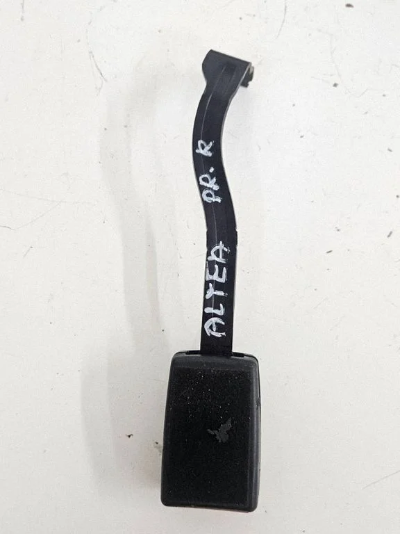 Priekšējās drošības jostas sprādze 5P0857756B