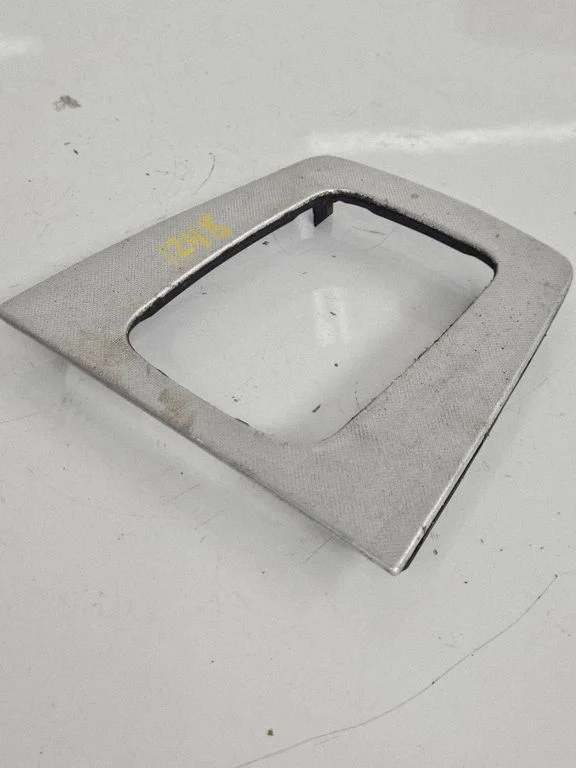 Gear shifter surround trim plastic 8E0864261