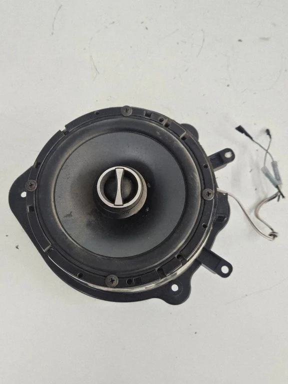 Front door speaker 8E0035411B