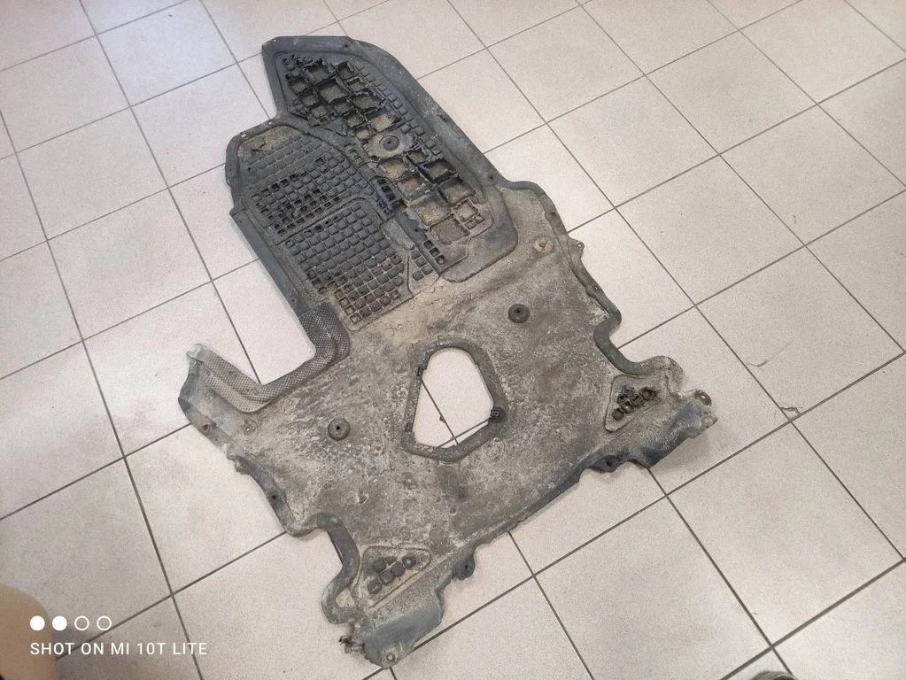 Engine splash shield/under tray 7162577