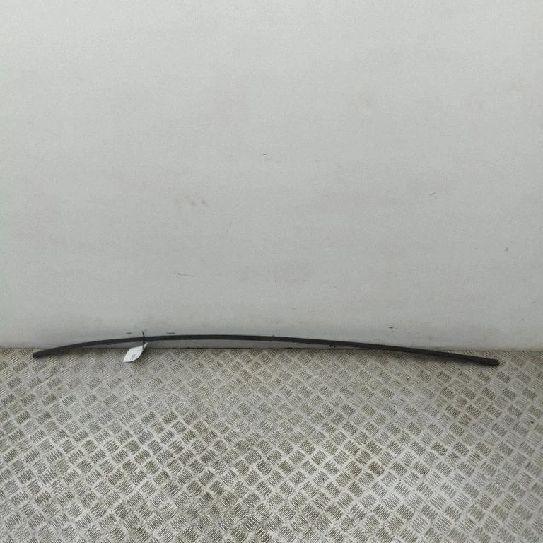 Roof trim bar molding cover – Porsche Taycan 9J1 (2019-)