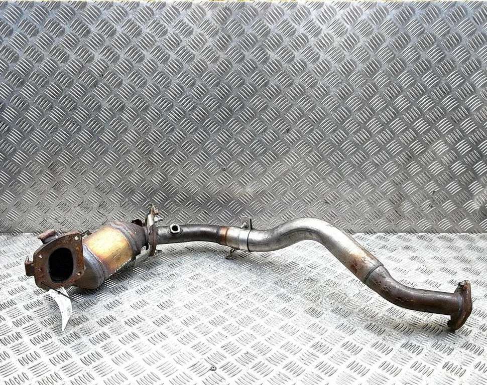 Catalyst/FAP/DPF particulate filter – Lexus RX 450H (2016-)
