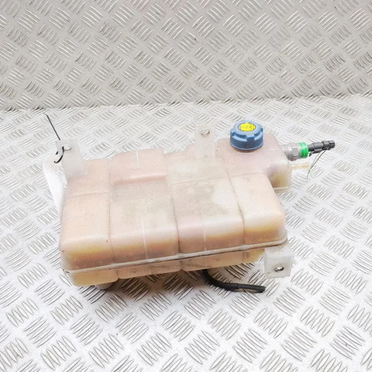 Coolant expansion tank/reservoir 5801303409