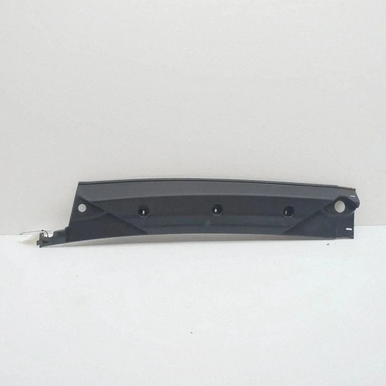 Wiper trim 5801918264