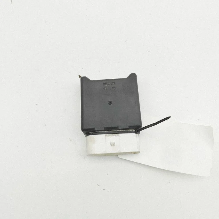 Degvielas sūkņa vadības bloks 8888883608