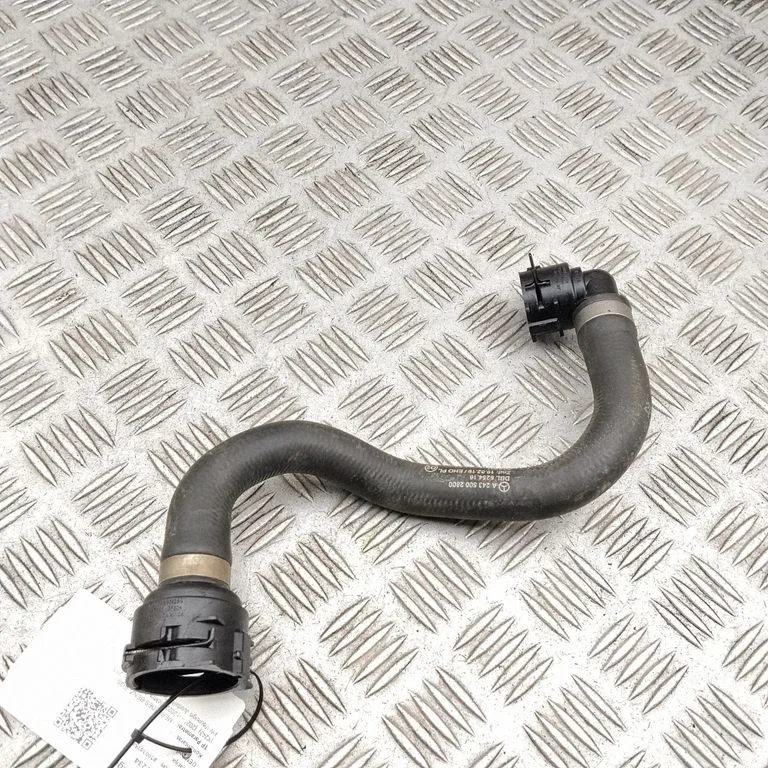 Engine coolant pipe/hose – Mercedes-Benz EQB (2021-)