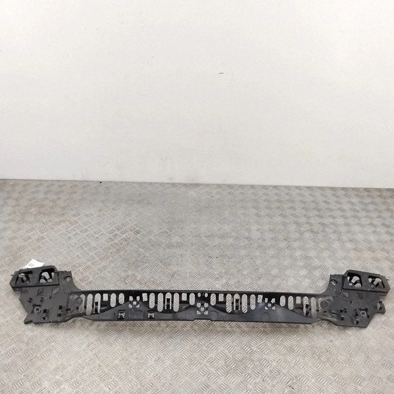 Rear bumper mounting bracket – BMW 7 Series G11 G12 (2015-2022)