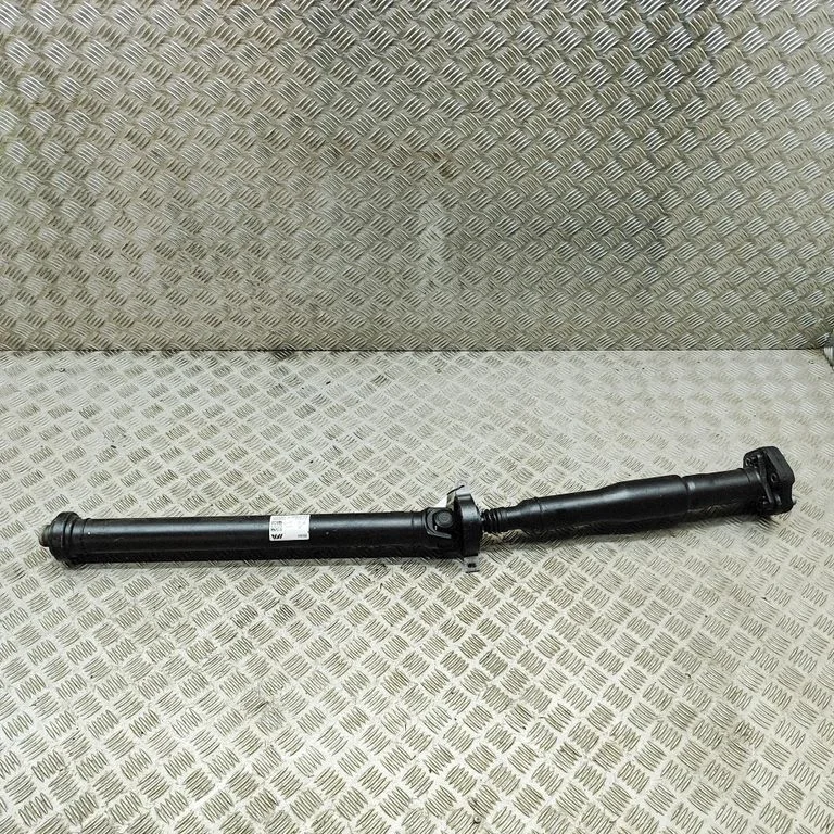 Middle center prop shaft 8680320