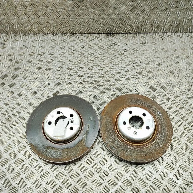 Front brake disc 8858705