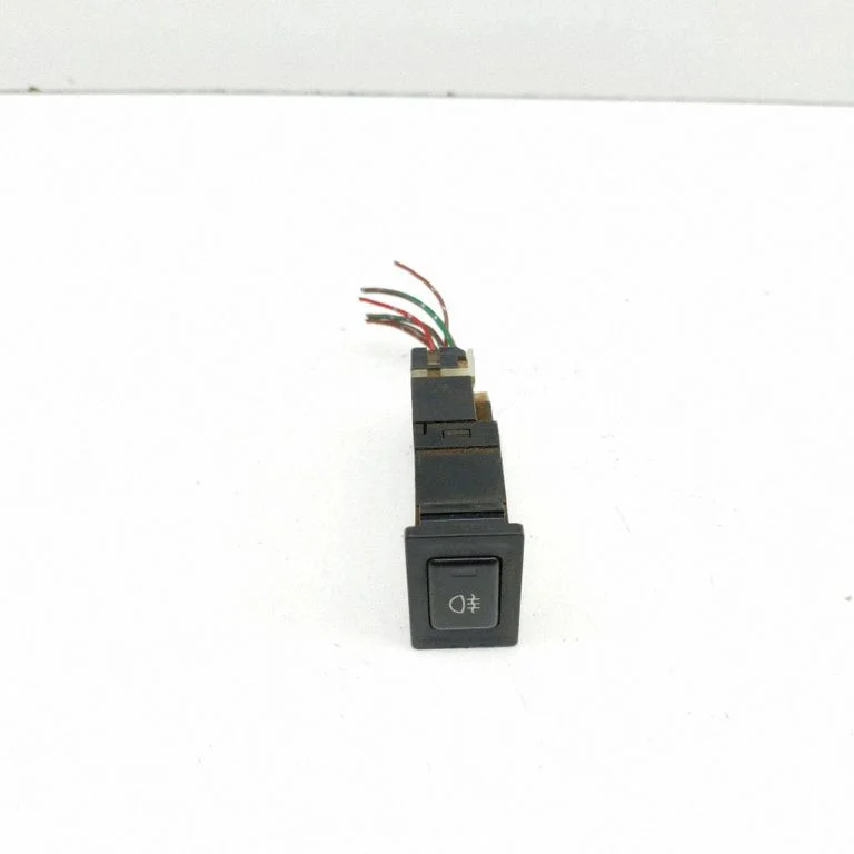 Fog light switch