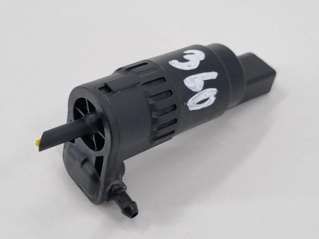 Klaasipesuvedeliku pump (klaaside) A2328691100