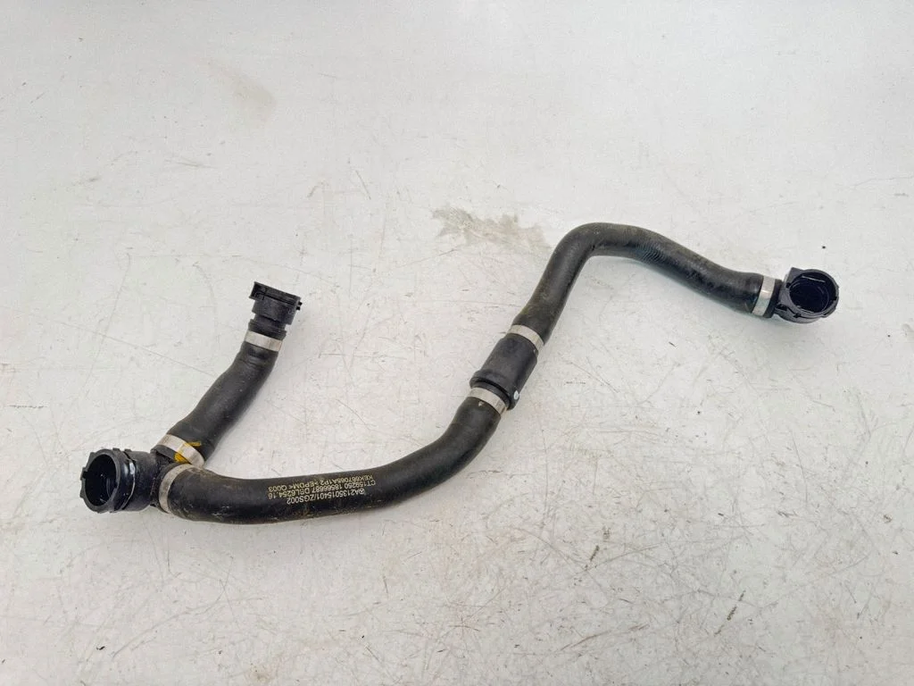 Engine coolant pipe/hose A2135015401