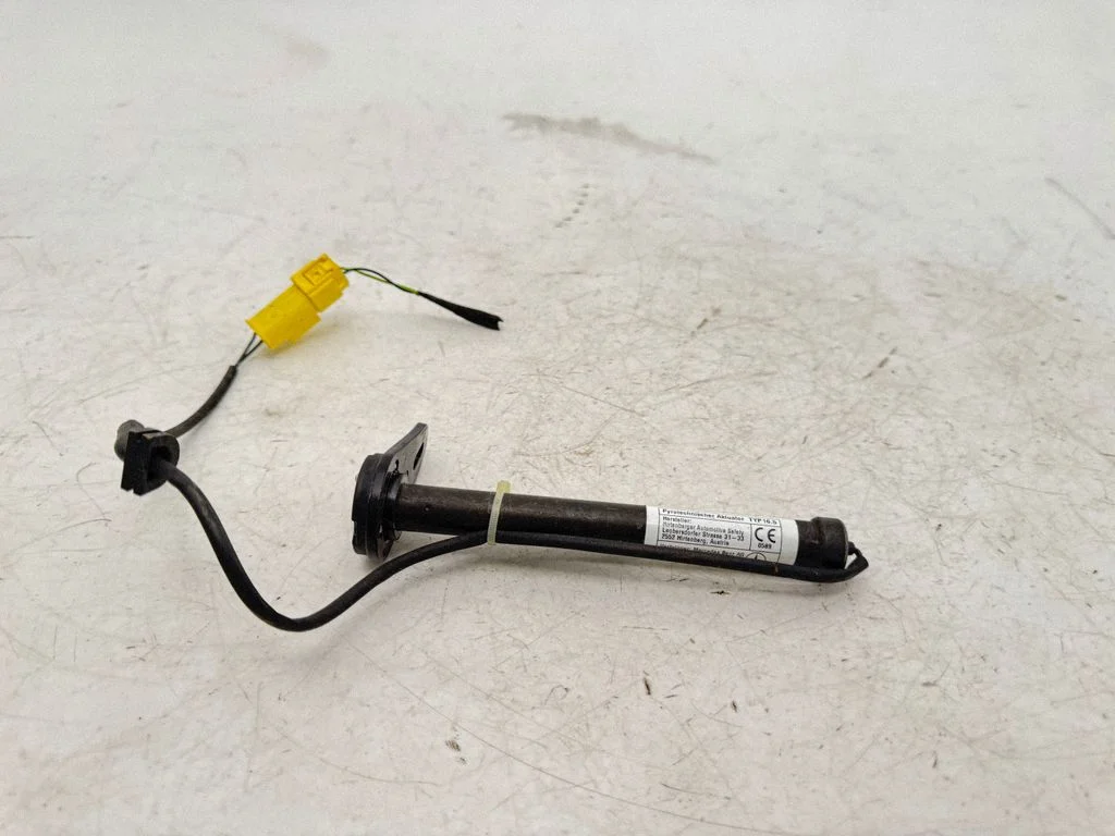 Bonnet Pedestrian Airbag Actuator – Mercedes-Benz GLC-Class C253 (2016-)