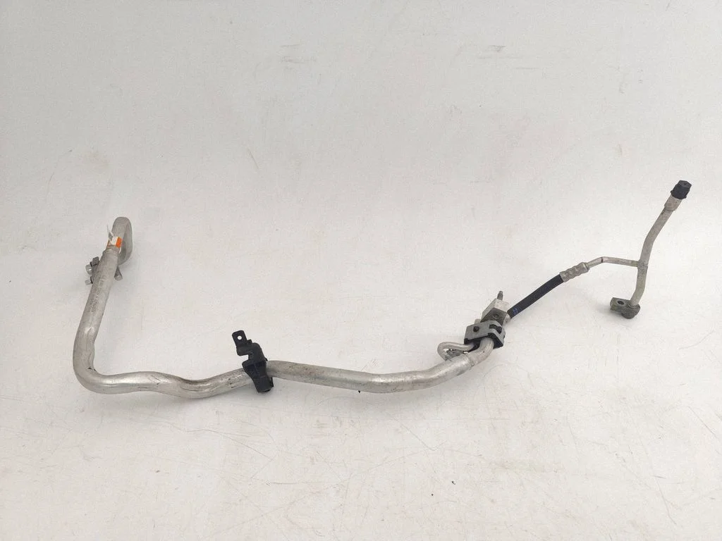 Kliimaseadme toru / voolik GV6119E881AF