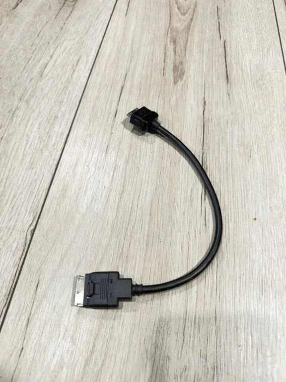iPod connector socket – Mercedes-Benz C-Class AMG W204 (2007-2014)