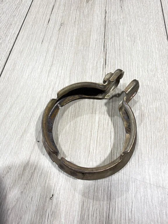 Muffler pipe connector clamp – Mercedes-Benz E-Class W212 (2009-2016)