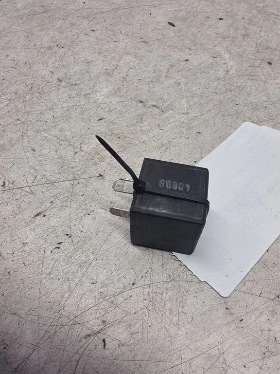 Other relay 90055543