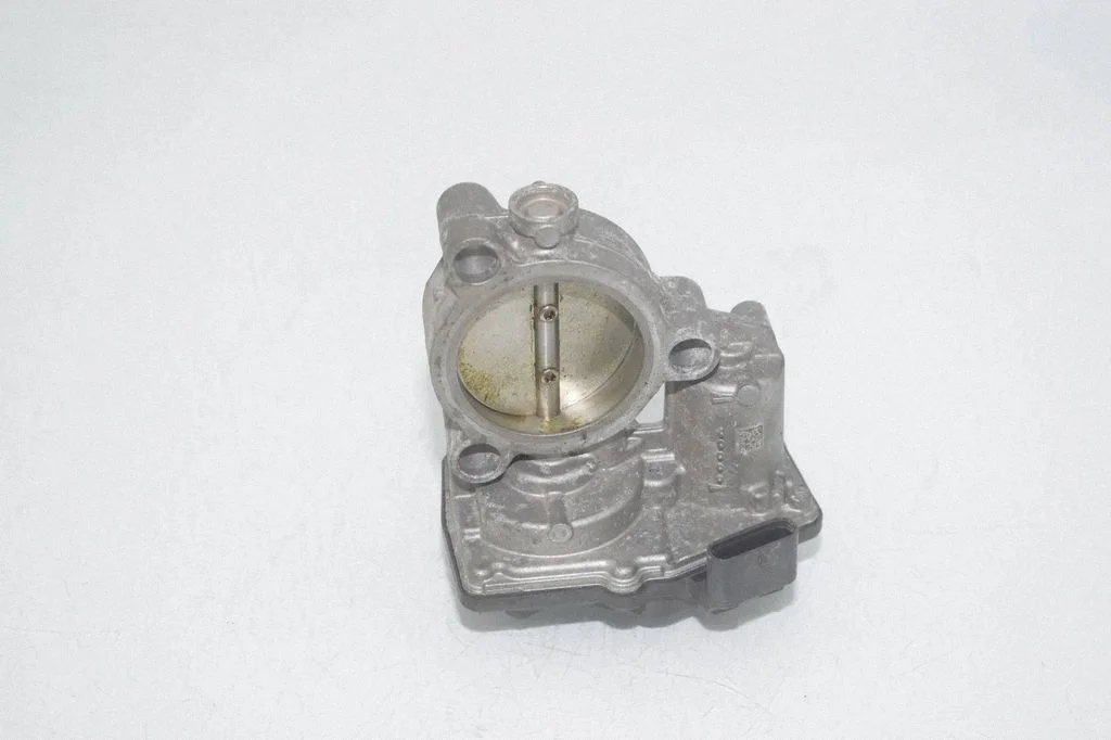 Throttle valve 7618838