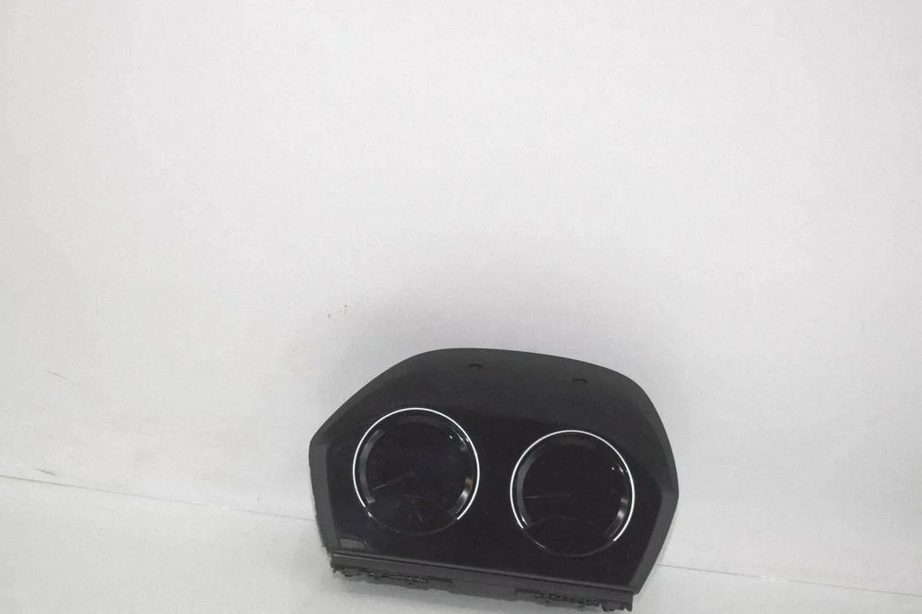 Speedometer (instrument cluster) 8713077