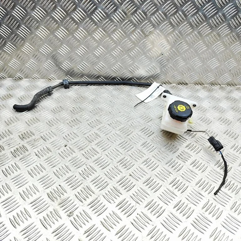 Brake fluid reservoir 58511Q4500