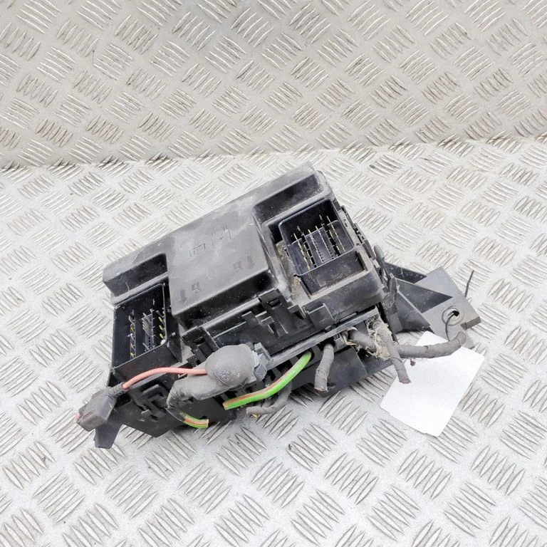 Drošinātāju kārba (komplekts) FG9T14A067EB