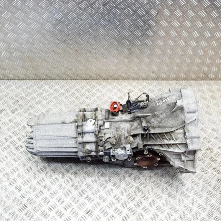 Manual 6 speed gearbox