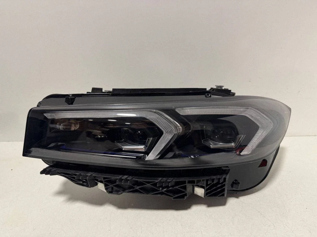 Headlight/headlamp 7886659