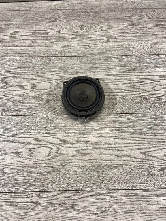 Front door speaker – BMW 3 Series F30 F35 F31 (2012-2018)