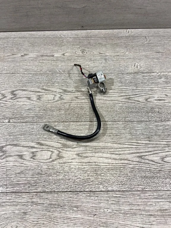 Mīnusa vads (akumulatora) – BMW 3. sērija F30 F35 F31 (2012-2018)