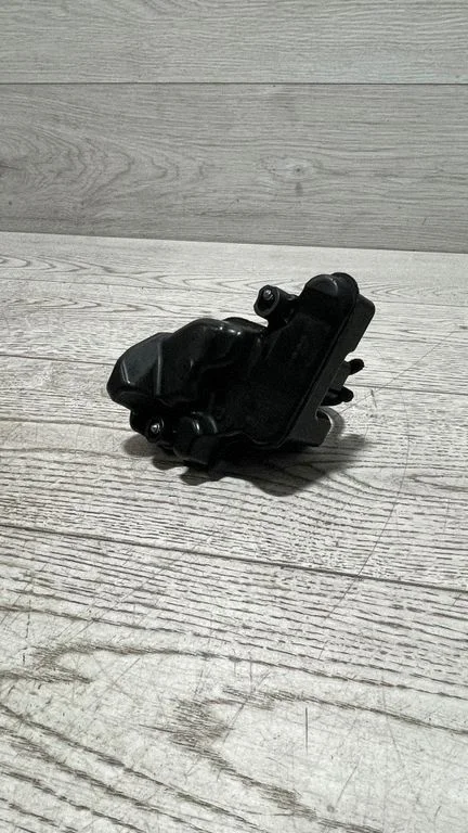 Zbiornik podciśnienia – BMW Seria 5 G30 G31 G38 (2016-)