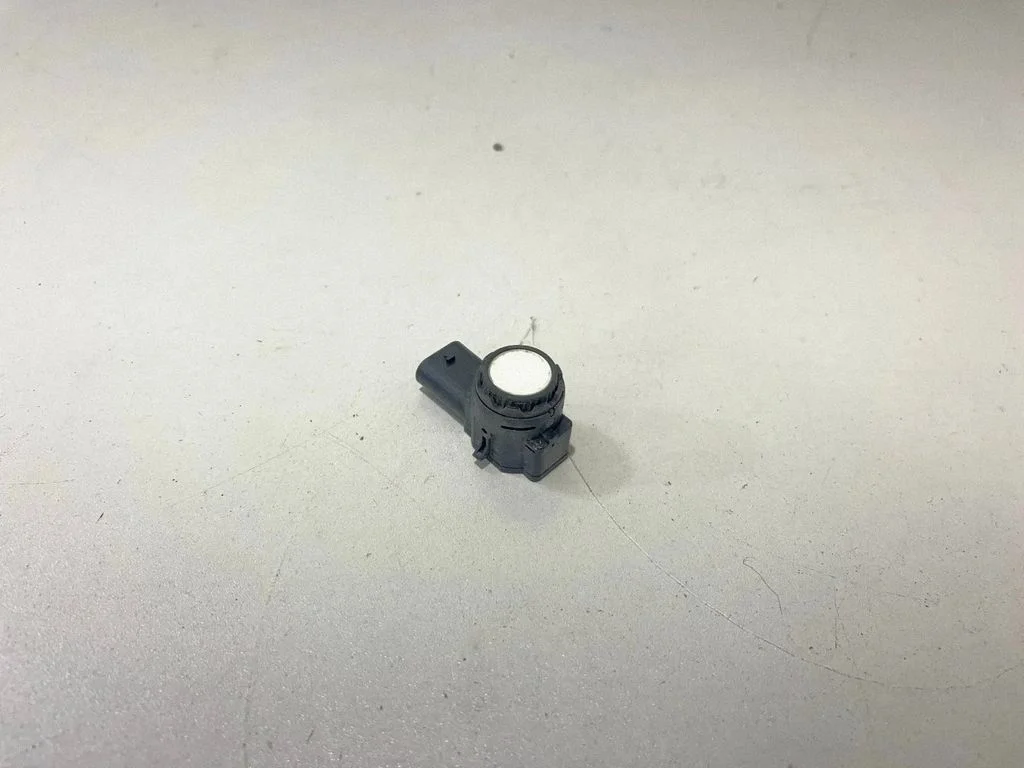 Parkošanās sensors PDC – BMW 7. sērija G11 G12 (2015-2022)