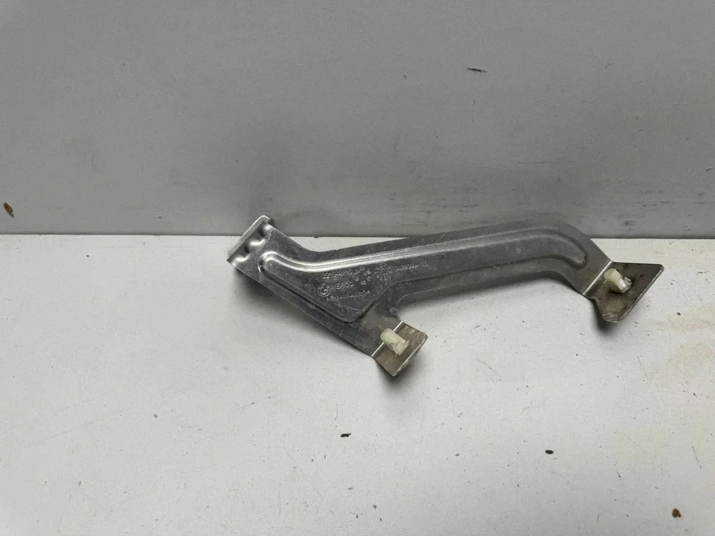 Holder (bracket) 7428099