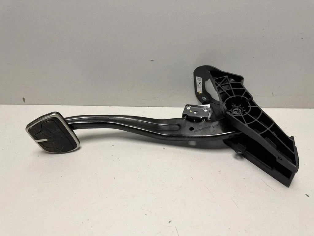 Piduripedaal – BMW X5M G05 F95 (2019-)