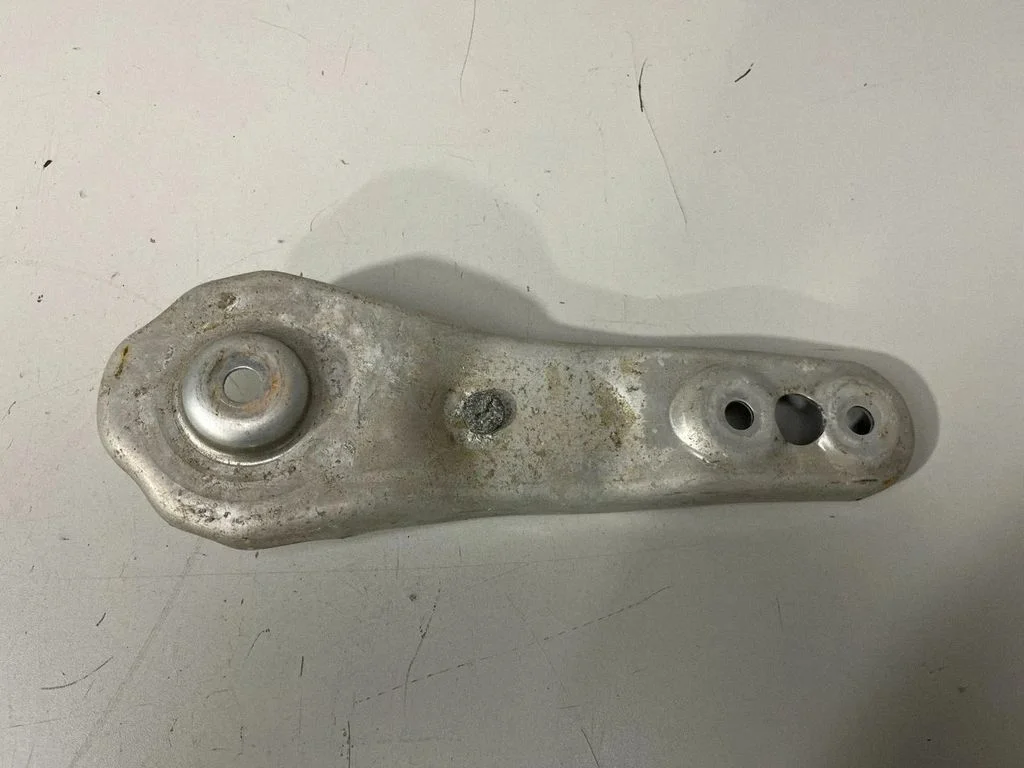 Other front suspension part – BMW X6 G06 (2019-)