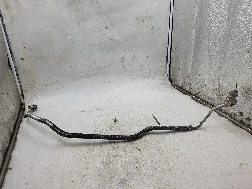 Air conditioning (A/C) pipe/hose